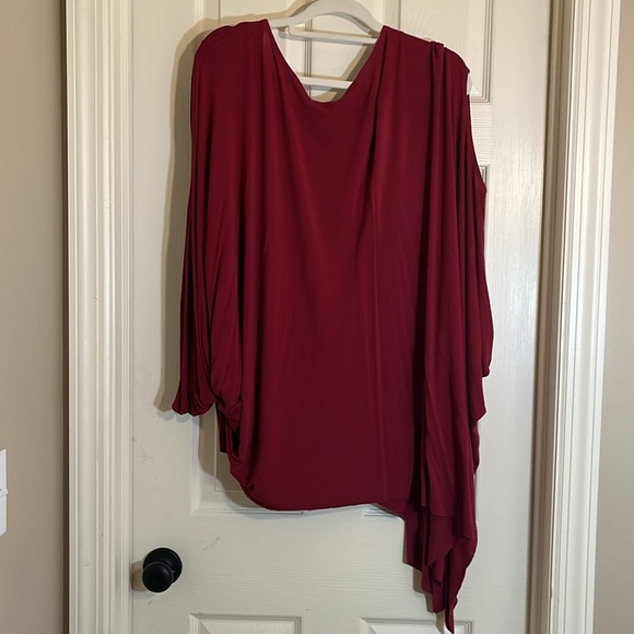 Three Bird Nest wren tunic in burgundy. One size. Worn once. Excellent condition - Picture 3 of 7